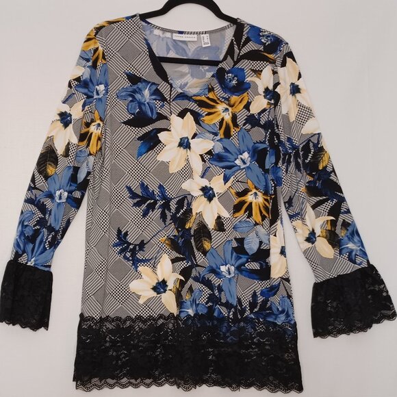 Susan Graver Tops - Women's Susan Graver Flower & Lace Tunic Size Medium